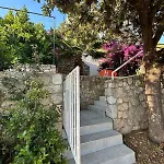 House Jagoda -first Row To The Sea Casa de Férias Brbinj