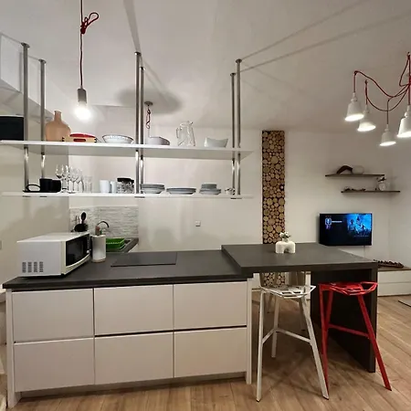 House Jagoda -first Row To The Sea