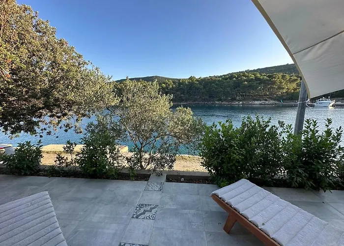 Holiday home House Jagoda -first Row To The Sea
