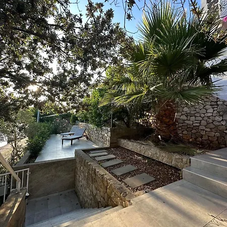 Дом отдыха House Jagoda -first Row To The Sea Brbinj