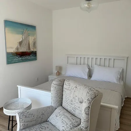 House Jagoda -first Row To The Sea Ferienhaus Brbinj