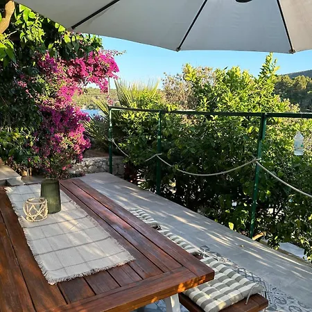 בית נופש House Jagoda -first Row To The Sea Brbinj