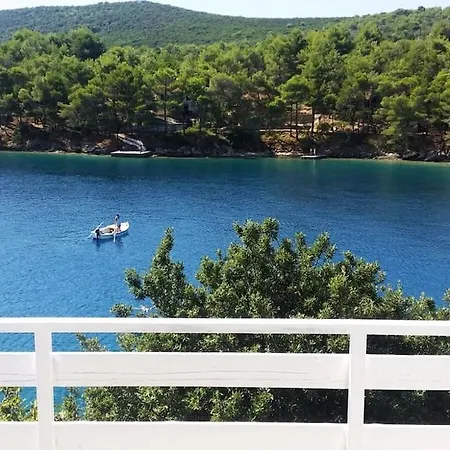 House Jagoda -first Row To The Sea *