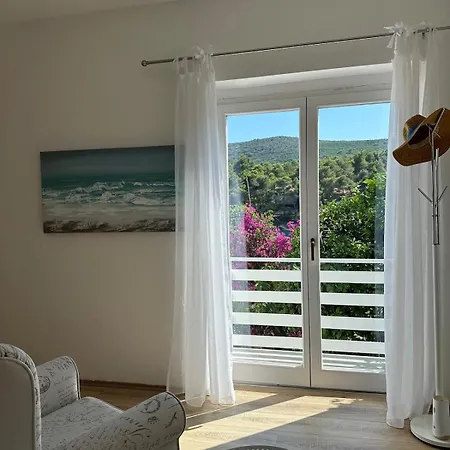 House Jagoda -first Row To The Sea Ferienhaus