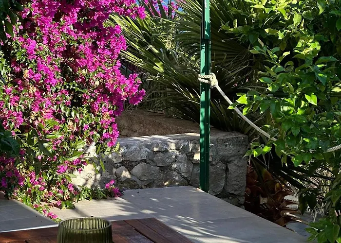 Дом отдыха House Jagoda -first Row To The Sea *