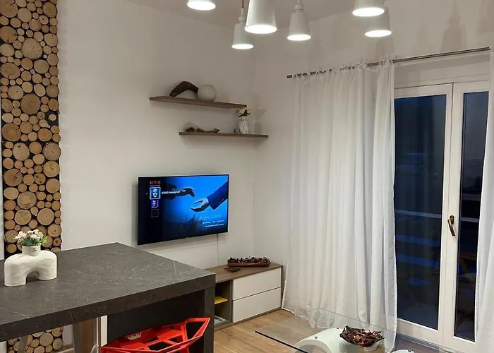 House Jagoda -first Row To The Sea